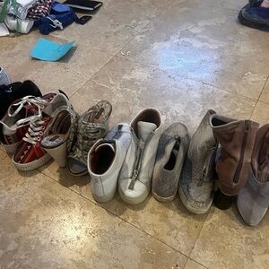 Up for grabs! Need to clean out my closet. Range in size from 8-8.5